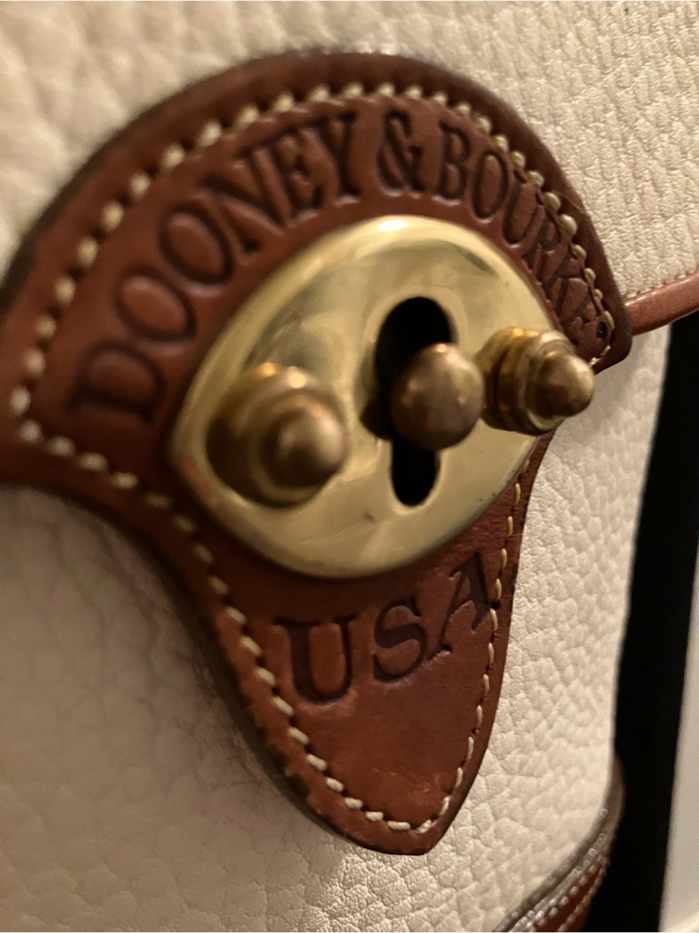 RARE Dooney and Bourke R79 Mini Spectator Crossbody from the Cavalry Collection - Picture 10 of 16